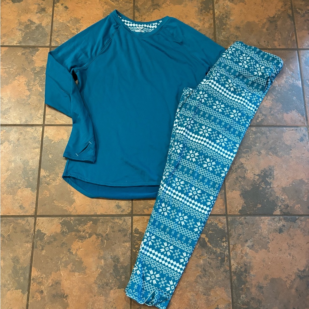 💝Climate right by Cuddl duds pajamas set